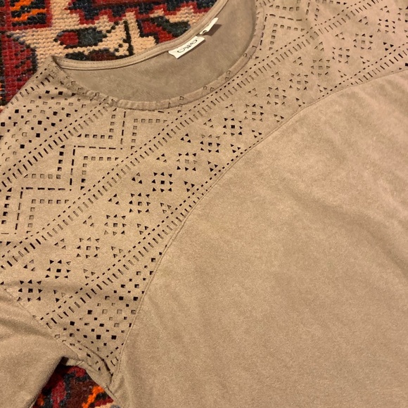 Aztec Blouse - Picture 2 of 4